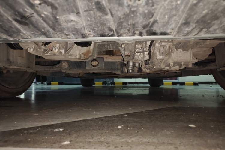 Used CHANGAN UNI-V 2022 1.5T Sport Edition Chassis Front