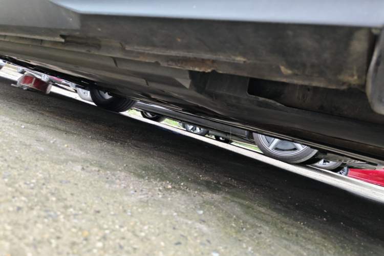 Used CHANGAN UNI-V 2022 1.5T Prestige Version Chassis Rear Left