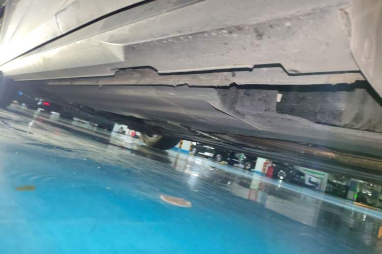 Used CHANGAN UNI-V 2022 1.5T Prestige Version Chassis Rear Left