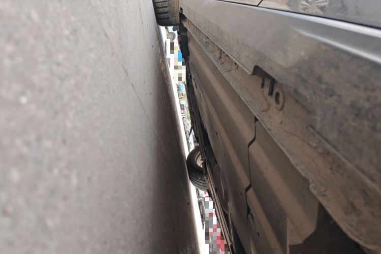 Used CHANGAN UNI-V 2022 1.5T Prestige Version Chassis Rear Left