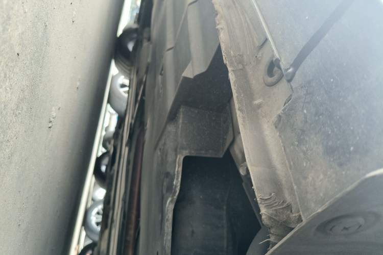 Used CHANGAN UNI-V 2022 1.5T Smart Navigation Version Chassis Rear Left