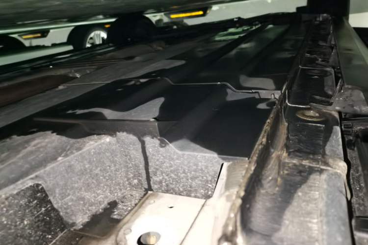 Used CHANGAN UNI-V 2022 1.5T Prestige Version Chassis Rear Left