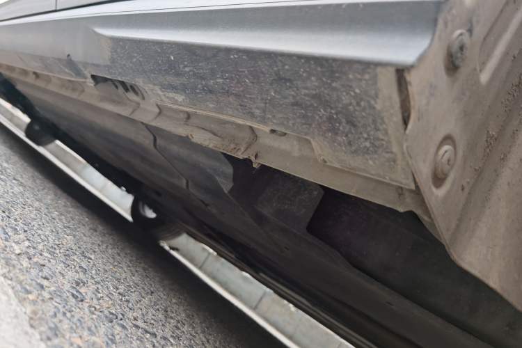Used CHANGAN UNI-V 2022 1.5T Prestige Version Chassis Rear Left
