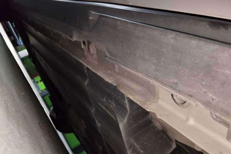 Used CHANGAN UNI-V 2022 1.5T Prestige Version Chassis Rear Left