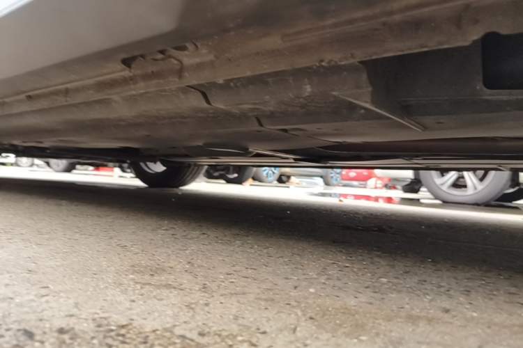 Used CHANGAN UNI-V 2022 1.5T Smart Navigation Version Chassis Rear Left