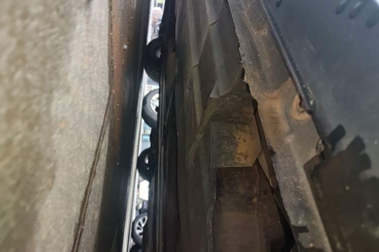 Used CHANGAN UNI-V 2022 1.5T Prestige Version Chassis Rear Left