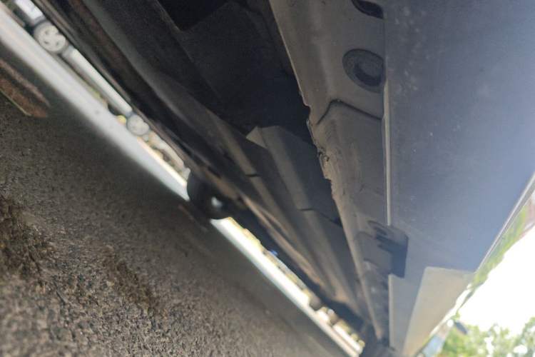 Used CHANGAN UNI-V 2022 1.5T Prestige Version Chassis Rear Right