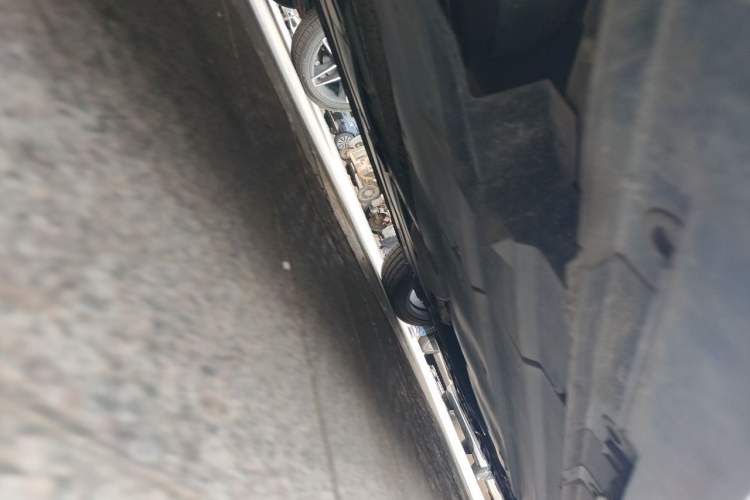 Used CHANGAN UNI-V 2022 1.5T Prestige Version Chassis Rear Right