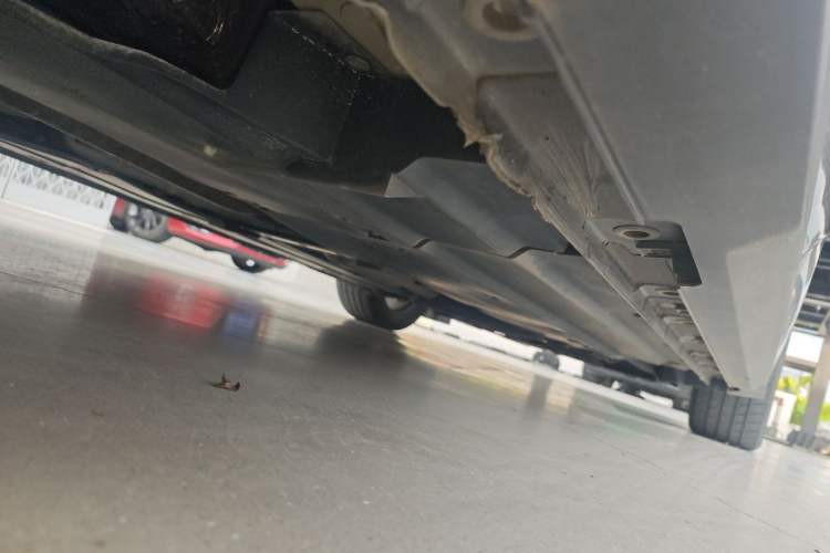 Used CHANGAN UNI-V 2022 1.5T Smart Navigation Version Chassis Rear Right