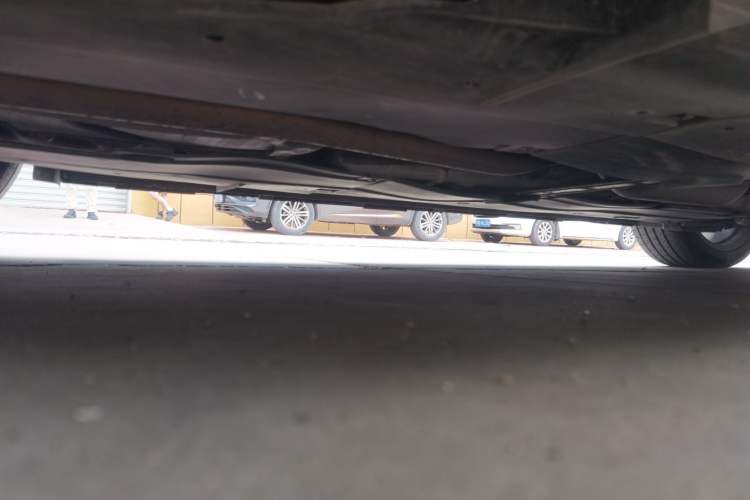 Used CHANGAN UNI-V 2022 1.5T Smart Navigation Version Chassis Rear Right