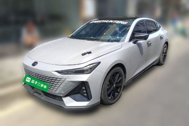 Used CHANGAN UNI-V 2022 1.5T Prestige Version