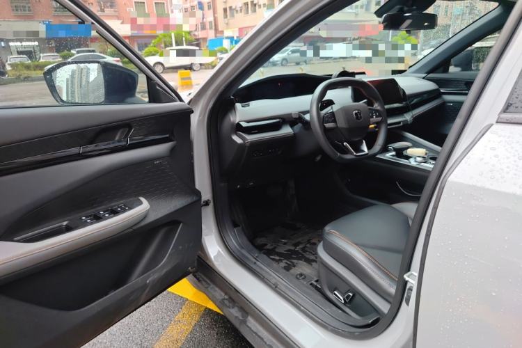 Used CHANGAN UNI-V 2022 1.5T Prestige Version Driver Seat