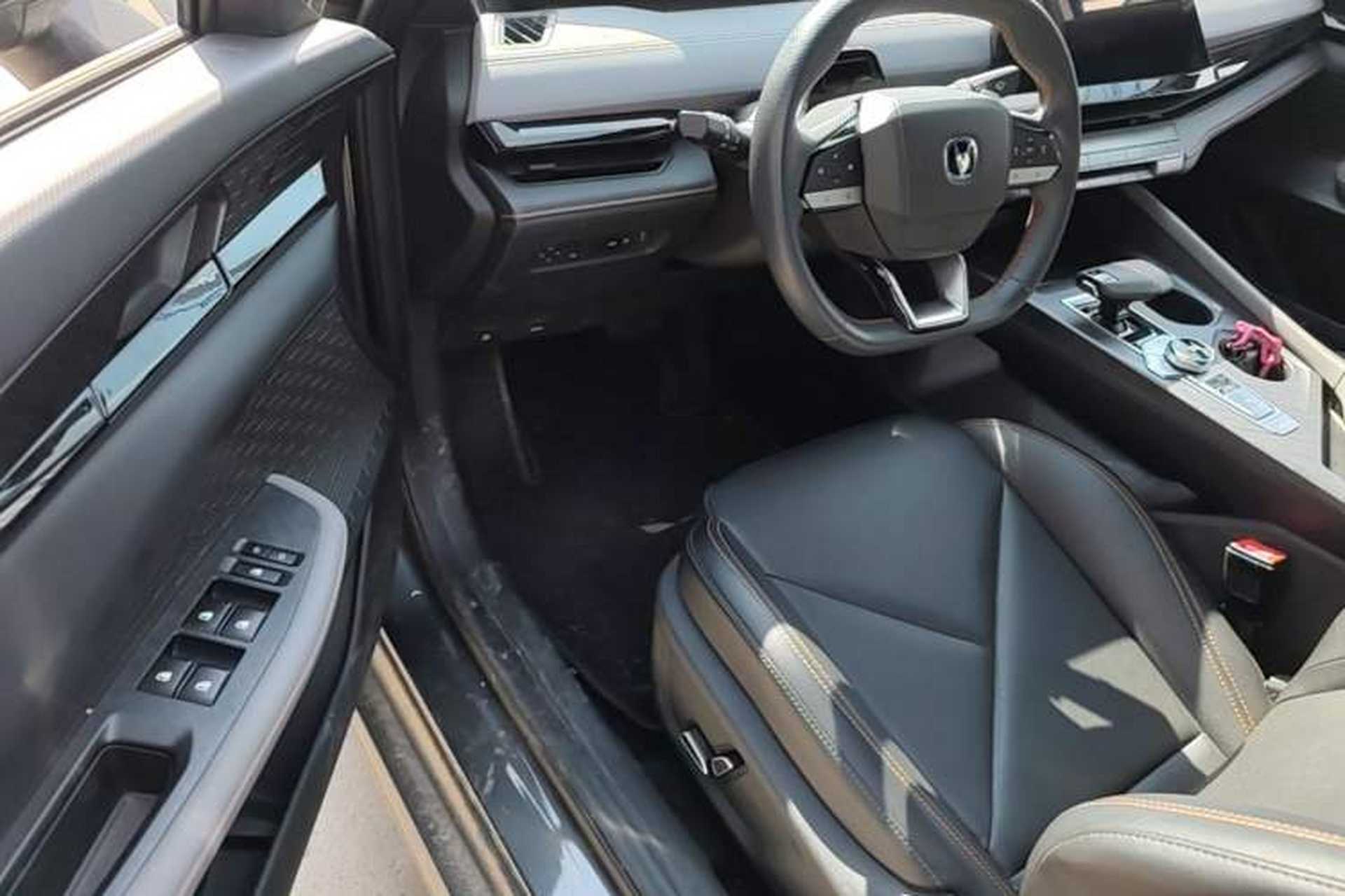 Used CHANGAN UNI-V 2022 1.5T Prestige Version Driver Seat