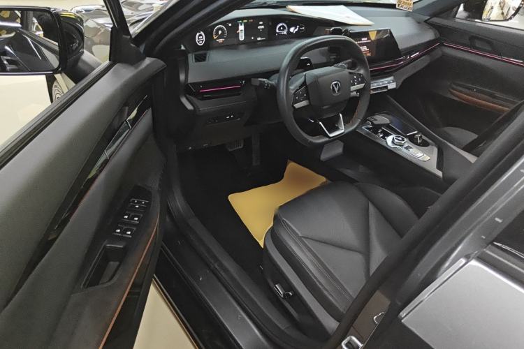 Used CHANGAN UNI-V 2022 1.5T Sport Edition Driver Seat