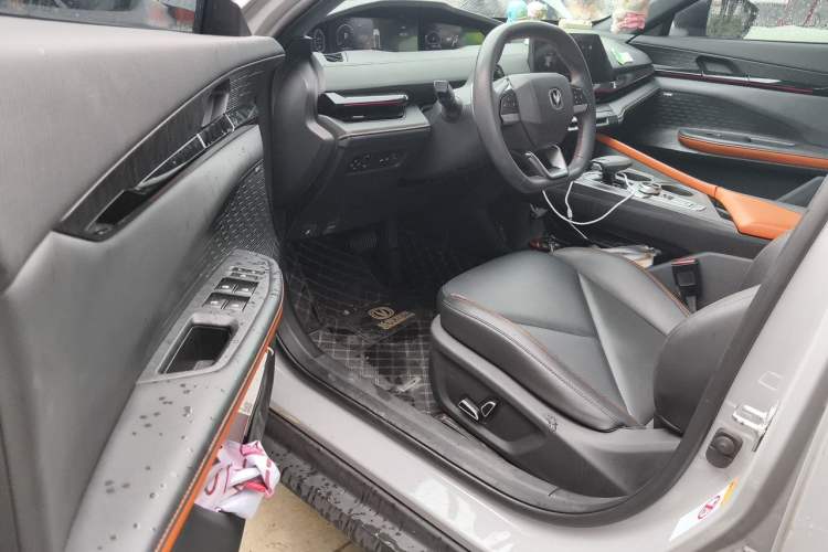 Used CHANGAN UNI-V 2022 1.5T Prestige Version Driver Seat