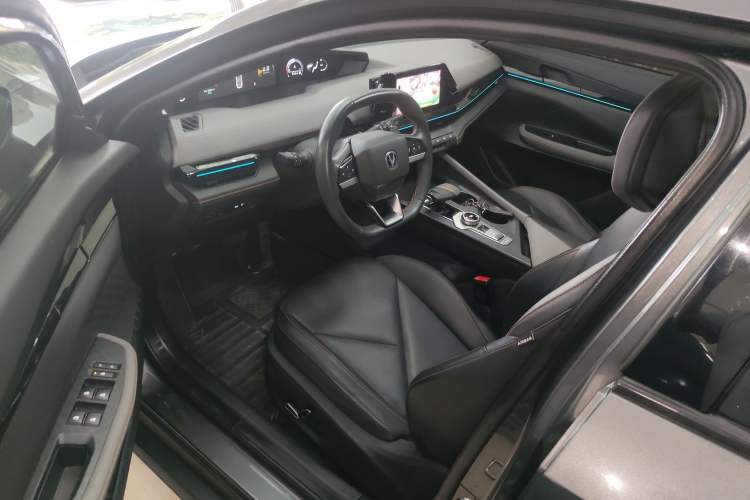 Used CHANGAN UNI-V 2022 1.5T Prestige Version Driver Seat