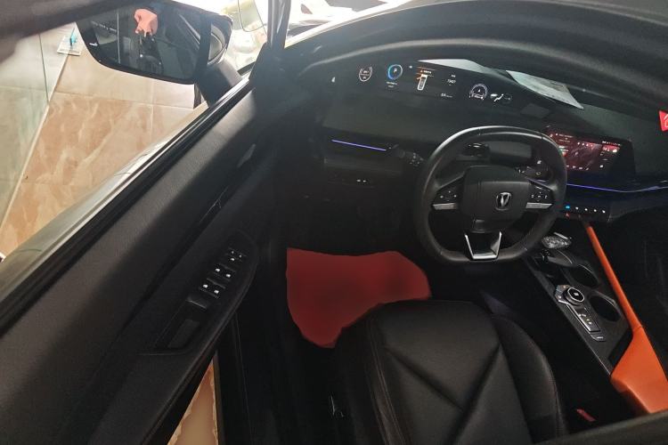 Used CHANGAN UNI-V 2022 1.5T Prestige Version Driver Seat