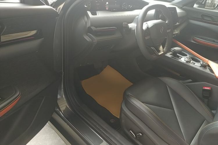 Used CHANGAN UNI-V 2022 1.5T Prestige Version Driver Seat