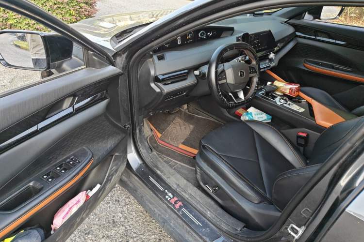 Used CHANGAN UNI-V 2022 1.5T Prestige Version Driver Seat