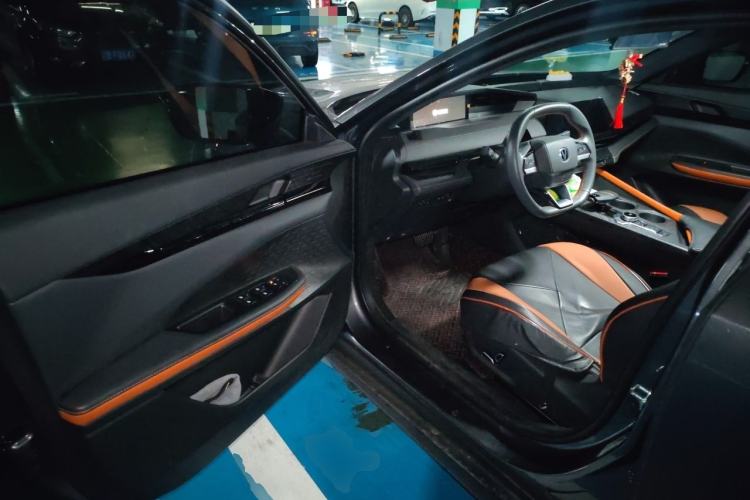 Used CHANGAN UNI-V 2022 1.5T Prestige Version Driver Seat