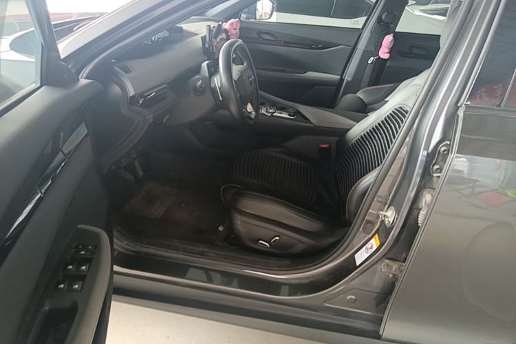 Used CHANGAN UNI-V 2022 1.5T Prestige Version Driver Seat