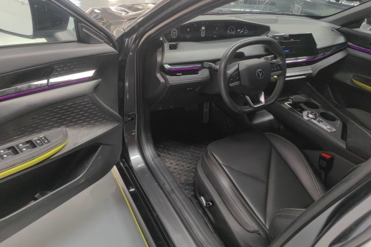 Used CHANGAN UNI-V 2022 1.5T Sport Edition Driver Seat