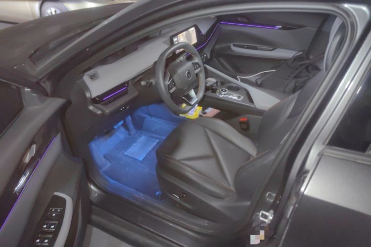Used CHANGAN UNI-V 2022 1.5T Prestige Version Driver Seat