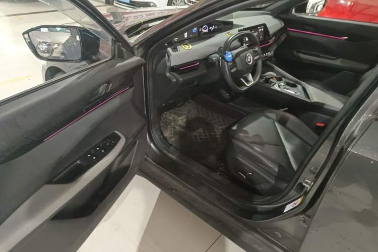 Used CHANGAN UNI-V 2022 1.5T Prestige Version Driver Seat