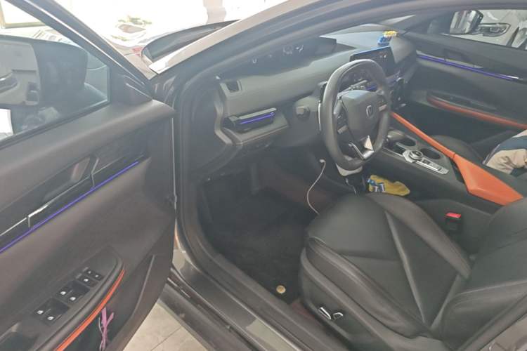 Used CHANGAN UNI-V 2022 1.5T Prestige Version Driver Seat