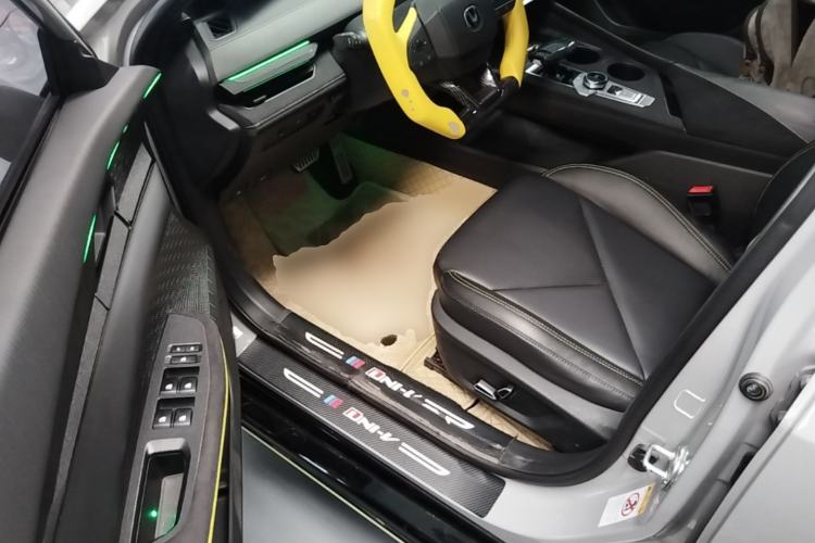 Used CHANGAN UNI-V 2022 1.5T Sport Edition Driver Seat