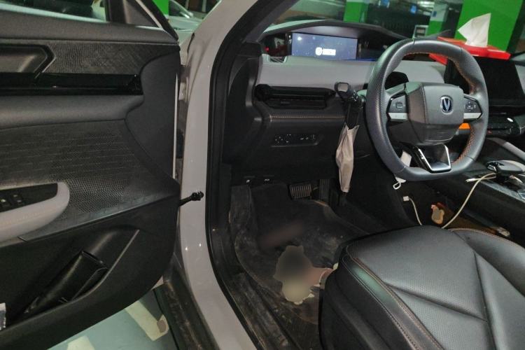 Used CHANGAN UNI-V 2022 1.5T Prestige Version Driver Seat