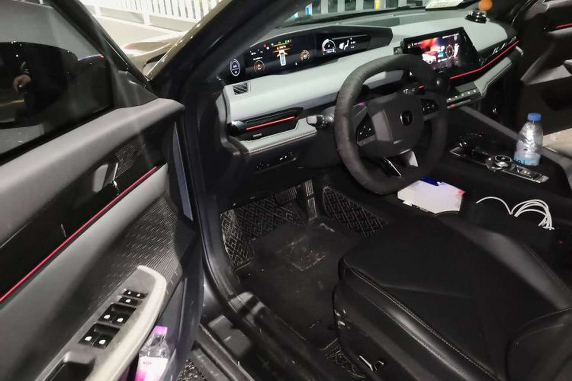 Used CHANGAN UNI-V 2022 1.5T Prestige Version Driver Seat