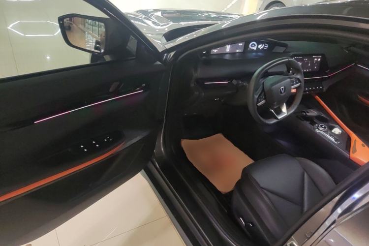 Used CHANGAN UNI-V 2022 1.5T Prestige Version Driver Seat