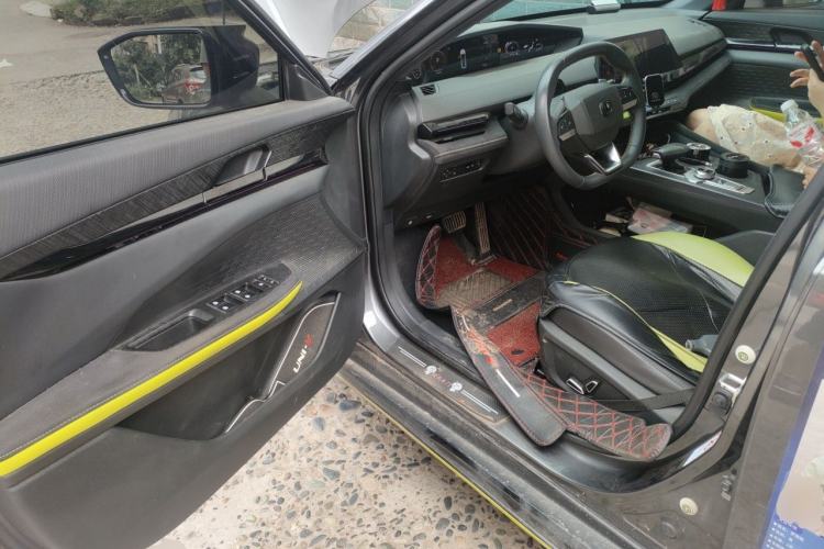 Used CHANGAN UNI-V 2022 1.5T Sport Edition Driver Seat