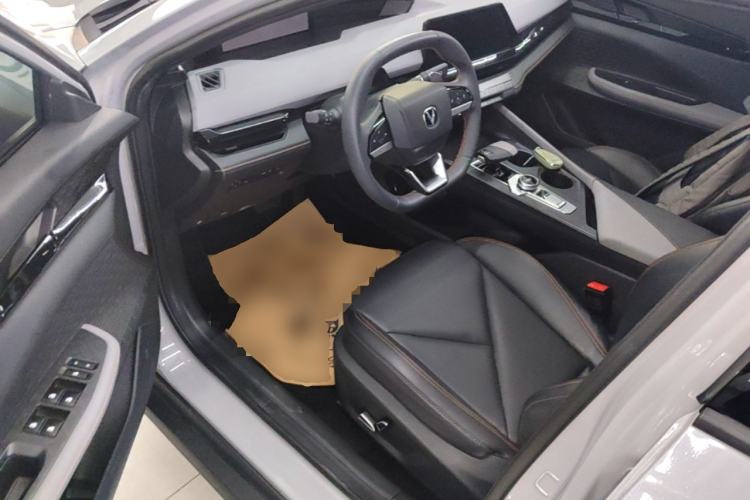 Used CHANGAN UNI-V 2022 1.5T Prestige Version Driver Seat