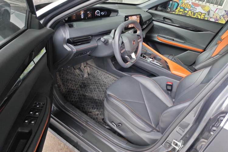 Used CHANGAN UNI-V 2022 1.5T Prestige Version Driver Seat