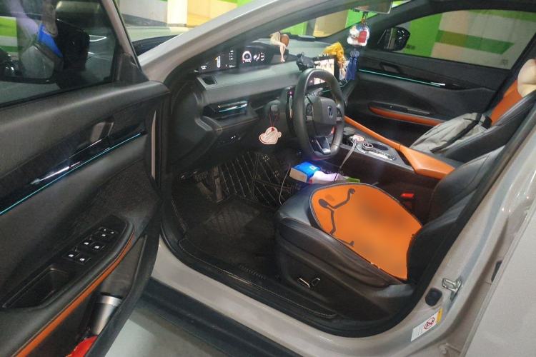 Used CHANGAN UNI-V 2022 1.5T Prestige Version Driver Seat