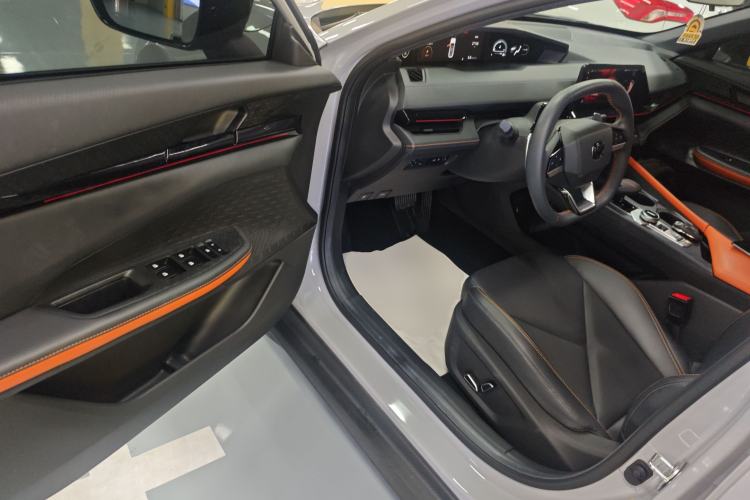 Used CHANGAN UNI-V 2022 1.5T Prestige Version Driver Seat