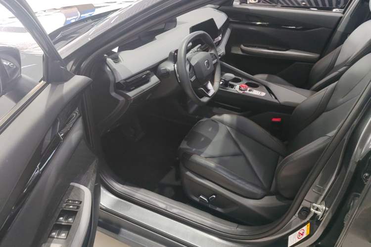 Used CHANGAN UNI-V 2022 1.5T Prestige Version Driver Seat