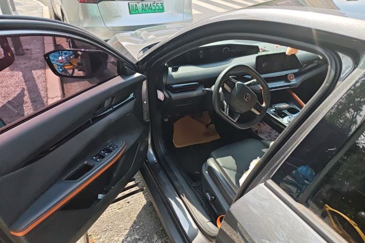 Used CHANGAN UNI-V 2022 1.5T Prestige Version Driver Seat