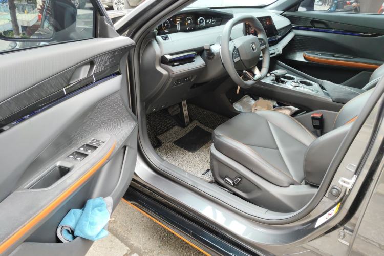 Used CHANGAN UNI-V 2022 1.5T Sport Edition Driver Seat