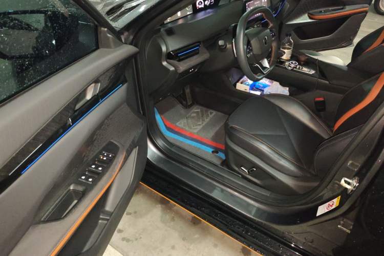 Used CHANGAN UNI-V 2022 1.5T Sport Edition Driver Seat