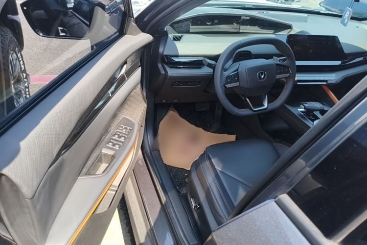 Used CHANGAN UNI-V 2022 1.5T Prestige Version Driver Seat