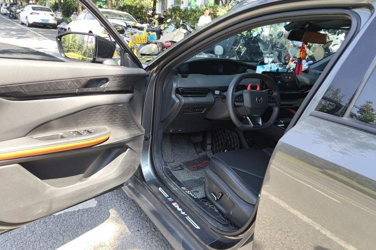 Used CHANGAN UNI-V 2022 1.5T Prestige Version Driver Seat