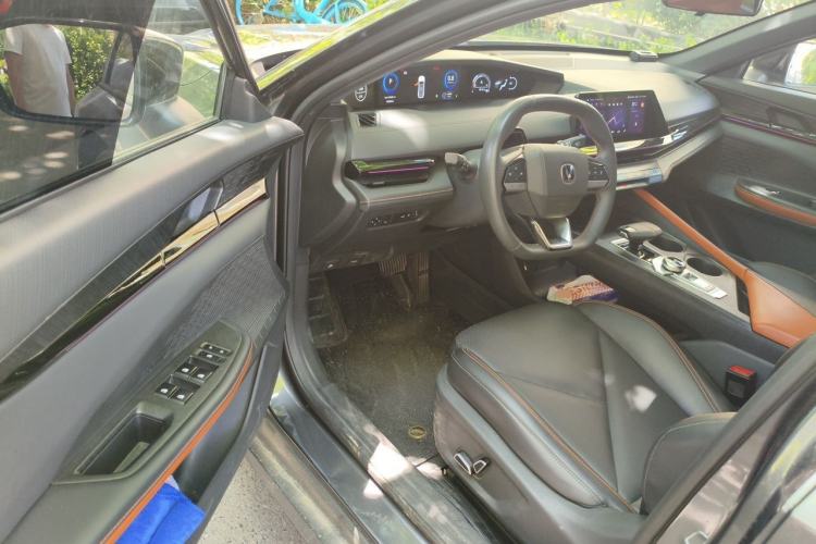 Used CHANGAN UNI-V 2022 1.5T Prestige Version Driver Seat