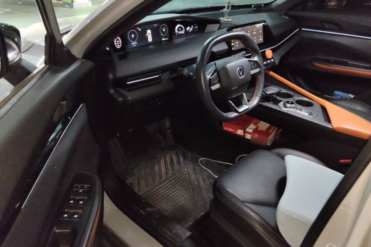 Used CHANGAN UNI-V 2022 1.5T Prestige Version Driver Seat