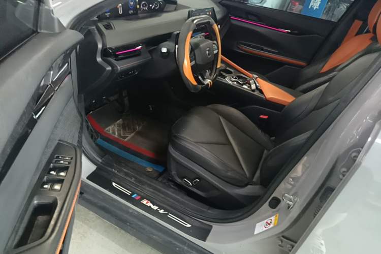 Used CHANGAN UNI-V 2022 1.5T Prestige Version Driver Seat