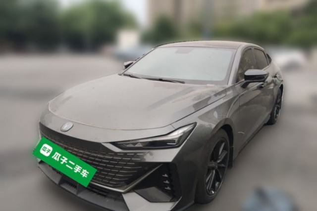 Used CHANGAN UNI-V 2022 1.5T Prestige Version