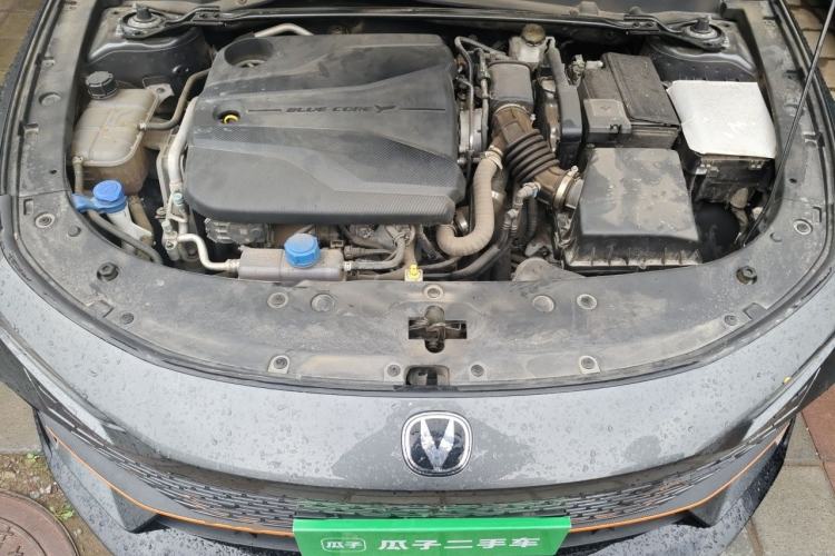 Used CHANGAN UNI-V 2022 1.5T Sport Edition Engine Bay