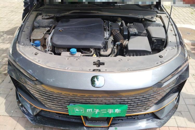 Used CHANGAN UNI-V 2022 1.5T Sport Edition Engine Bay